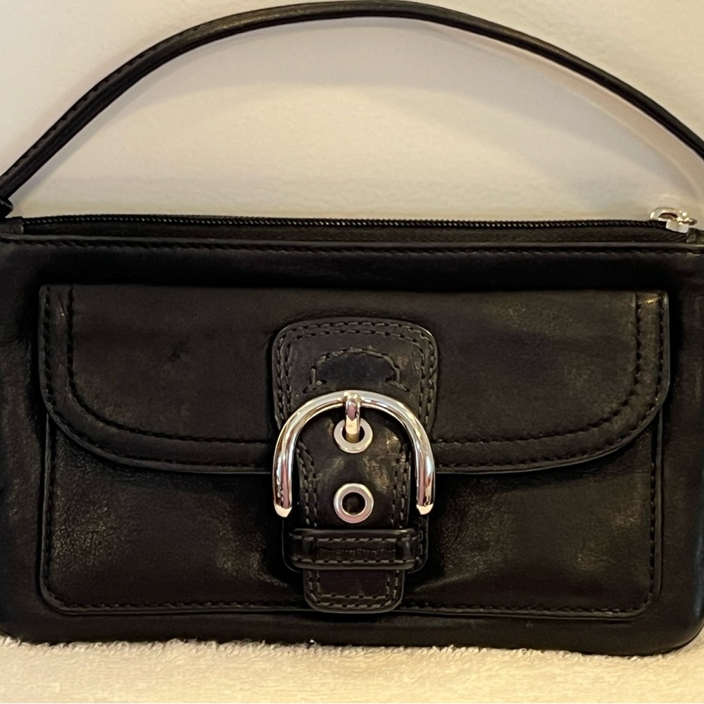 Vintage Y2K Coach SoHo Wristlet